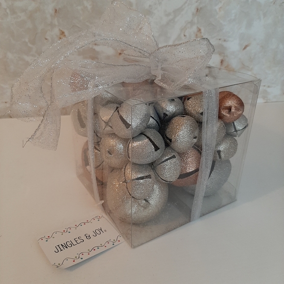 1 Lot of Decorative Metal Glitter Jingle Bells - Picture 13 of 13